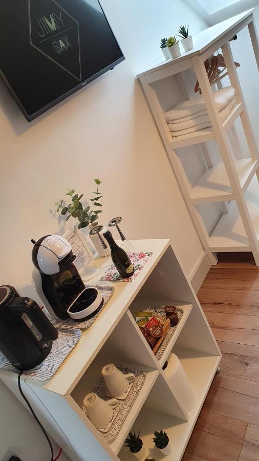 Pasta Factory Guest Rooms Голвей Екстер'єр фото